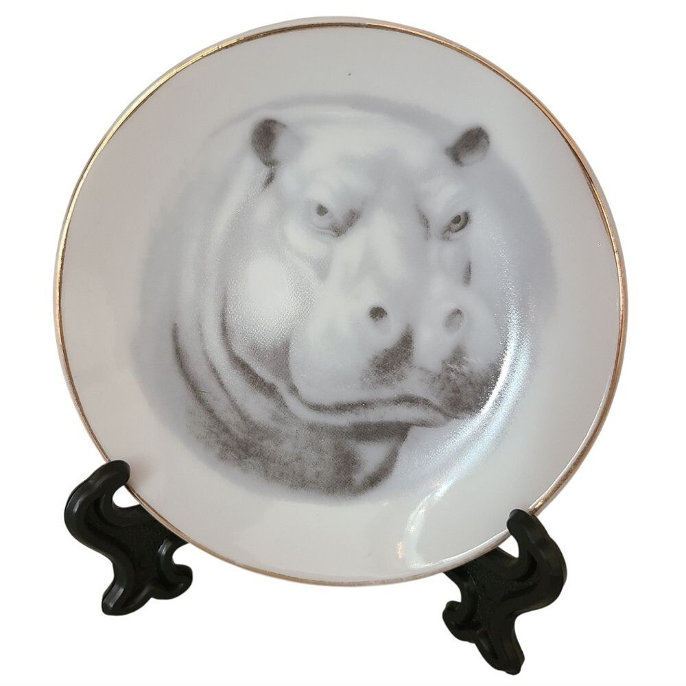 tiny adorable hippo decorative plate on stand